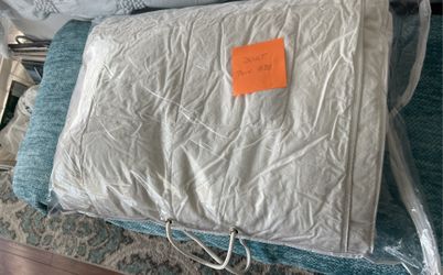 Twin Size Light Duvet