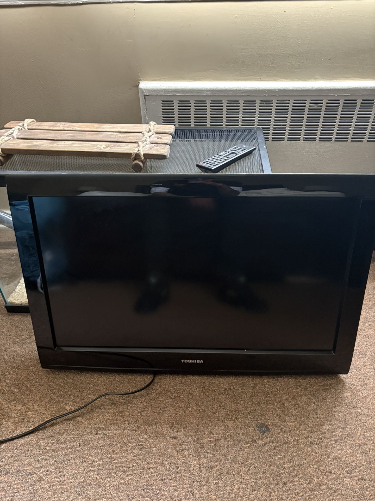used toshiba 32 inch