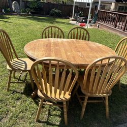 Solid Wool Oak Table With Chairs 