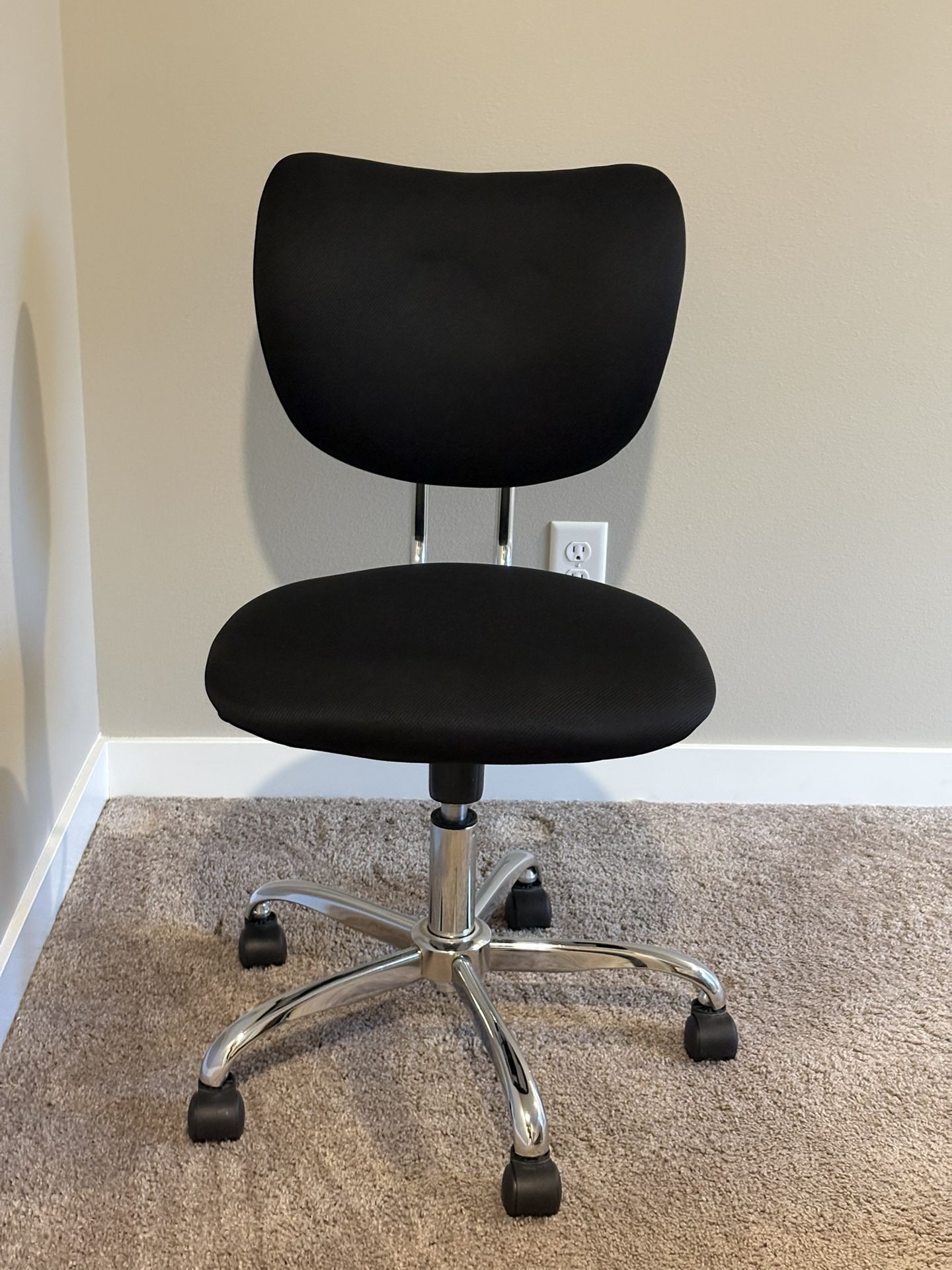 Modern Armless Office Chair – Adjustable Height, Chrome Base