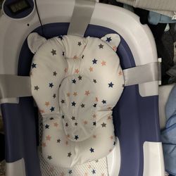 Baby BathTub With Thermometer 