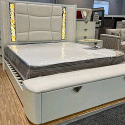 Room Set On Sale. Elegant And Trendy. Ask For Price