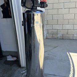 Flagship Water FSW 1252 whole-house filtration system