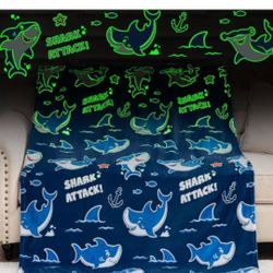 2 pack Shark Toys Blankets Glow in The Dark 