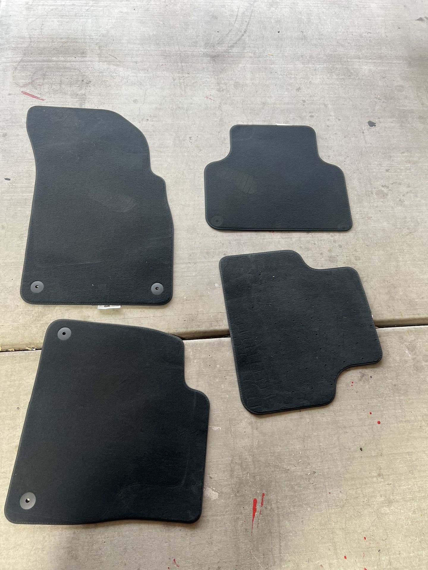 Genuine Audi Q7 All Floor Mats -