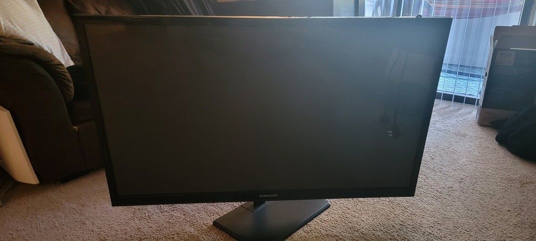 Samsung 51" Plasma 720p 600Hz HDTV | PN51D440