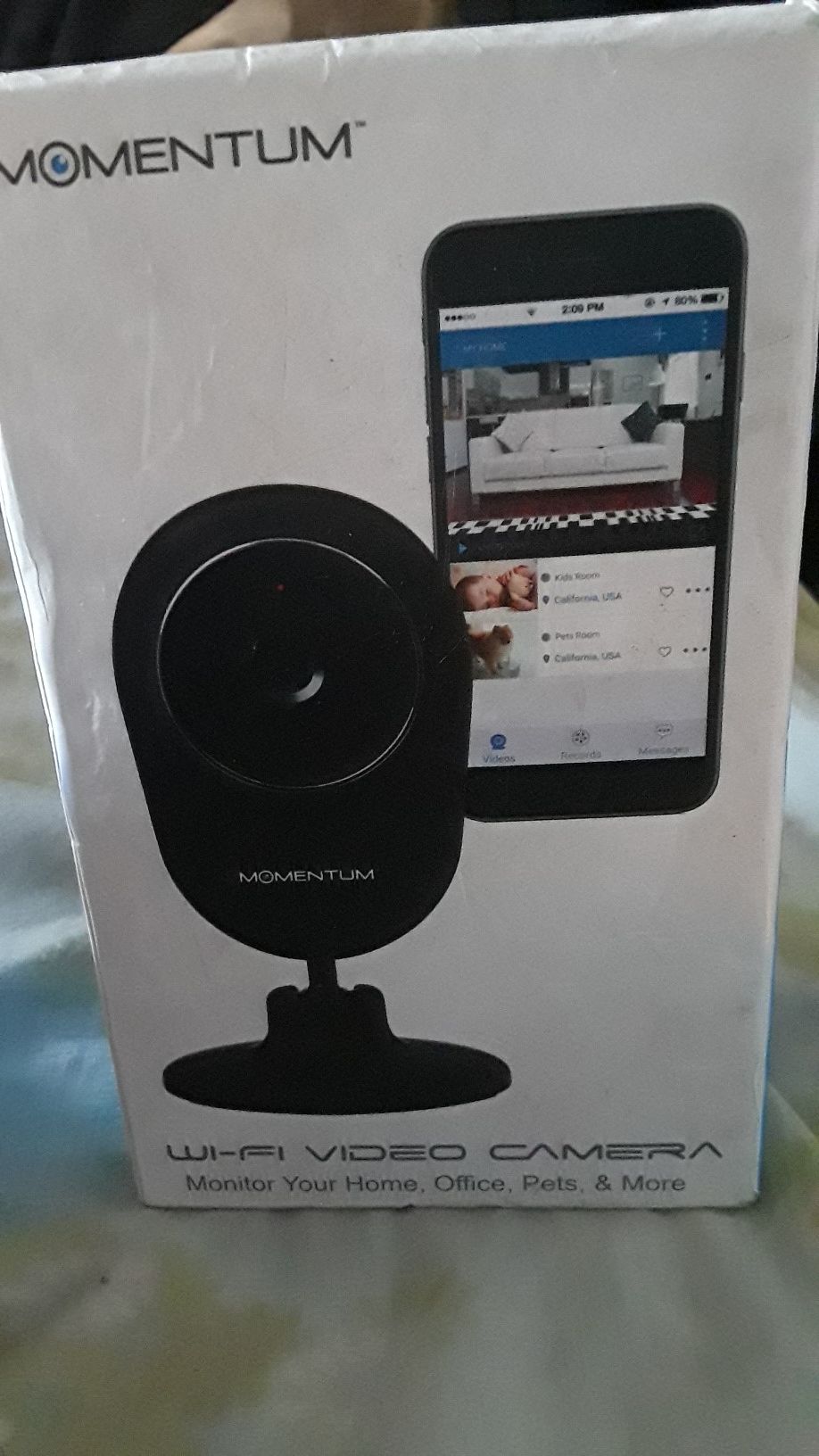 MOMENTUM Wi-Fi Video Camera