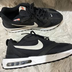 Men’s Size 8.5/$(50