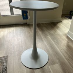 Bistro Bar Table 