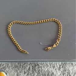 10k Gold Bracelet 