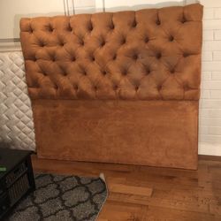 Tufted Suede Backboard For King size Bed!