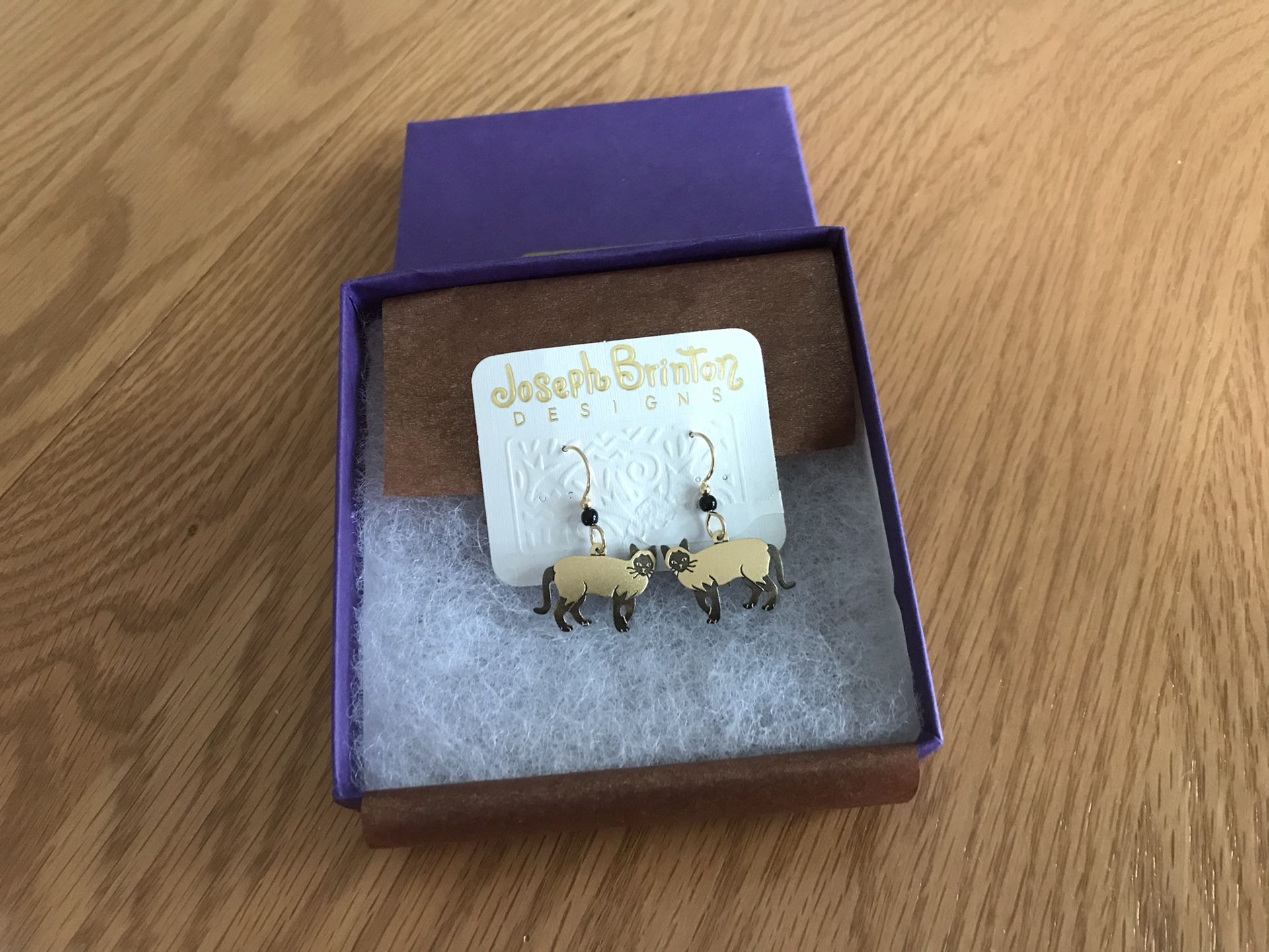 Siamese cat earrings