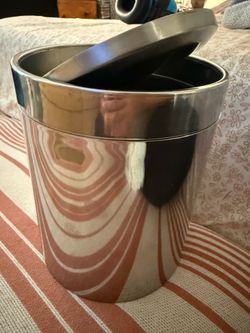 Munk Brand - Trash Can- 8.5 gallons small