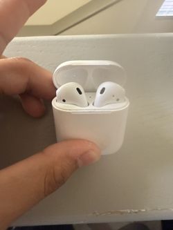 AirPods