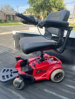 Pride Go Chair