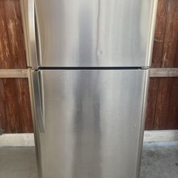 Kenmore Stainless Steel Refrigerator Freezer 