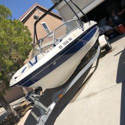 2005 Bayliner 9 Seater Boat With Trailer 