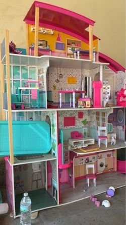 Barbie house