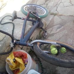 Good BMX Bike With Fat Boy Tiers 