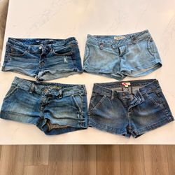 Clothes - Women’s / Teens Short Shorts LOT / Bundle Deal - size Medium / 6-8 - all 4 pairs for $10!