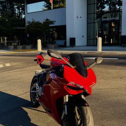 Ducati 899