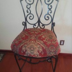 Great Stool Heavy Iron 