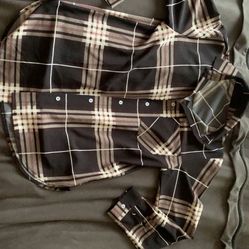 Women’s Button Up Top 