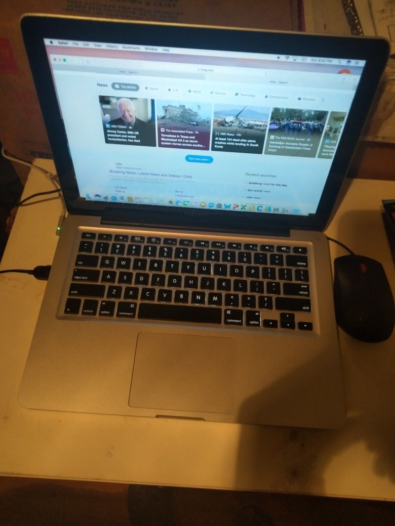 MacBook Pro A1278 13" Core 2 Duo Mac Os El Capitan And Office