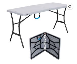 Folding table 5' strong like new outdoor indoor