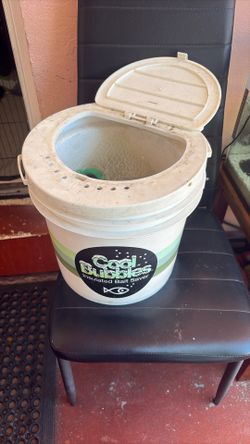 Insulated Bait Bucket