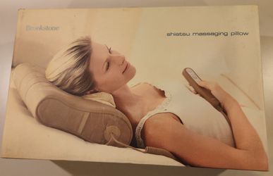 Brookstone Shiatsu Massaging Pillow – New in Original Box