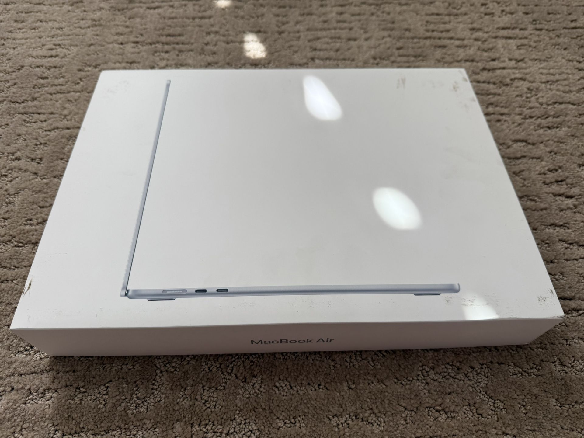 New Sealed Apple MacBook Air 15” 2025 M4 Sky Blue 16GB Ram 256gb Warranty