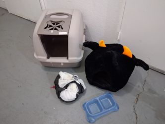 Cat Litter Box with Accessories Bundle