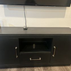 Like New!!! TV Console