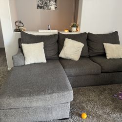 Grey/brown Couch 
