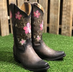 WOMENS BOOTS