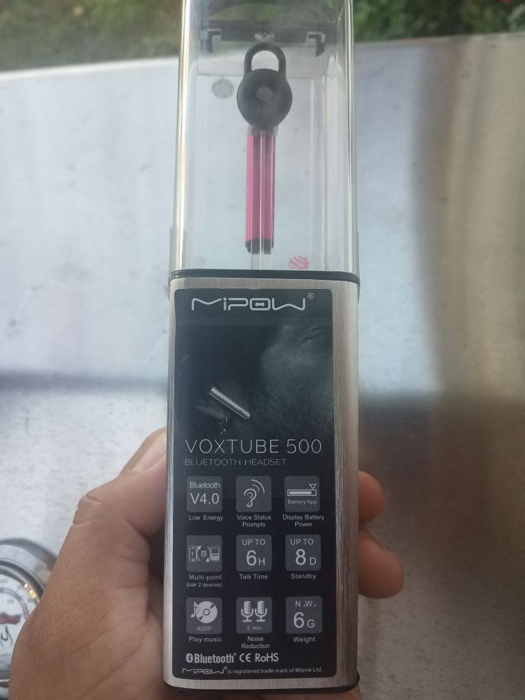 Voxtube 500 Bluetooth headset