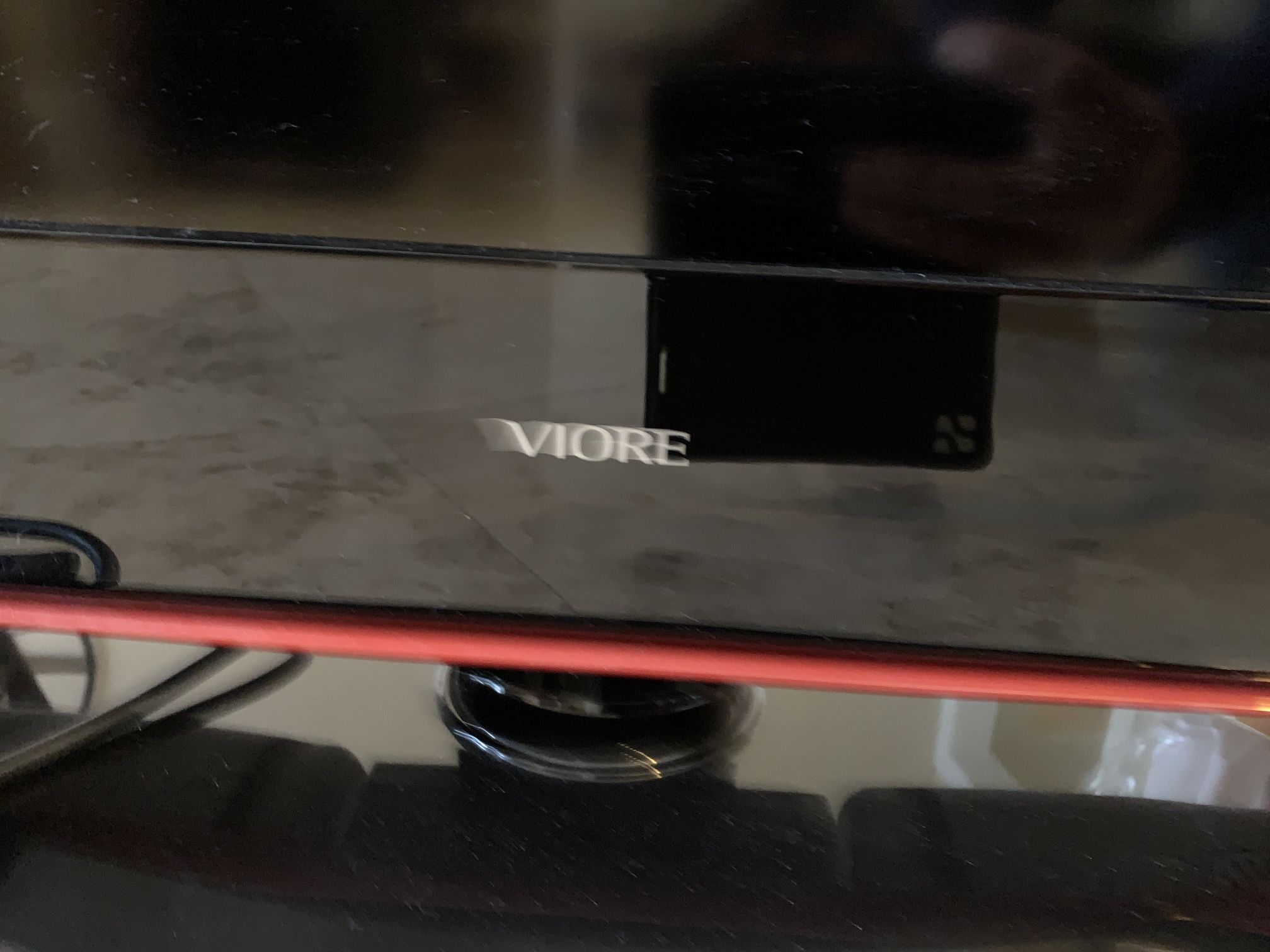 Viore 32” 1080p LCD TV