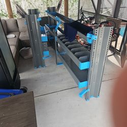 Shelving Para Vanes De Trabajo 