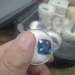 Blues Topaz 
