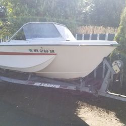1974 Chrysler Tri-hull 15' with EZ-Loader Trailer