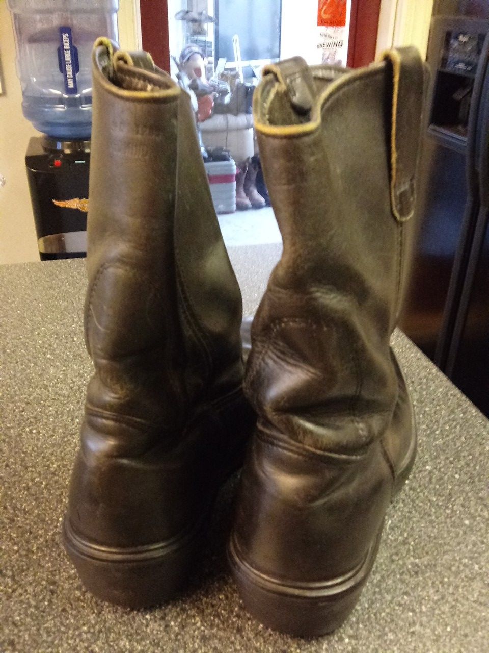 RED WING LOW HEEL COWBOY STYLE WORK OR PLAY BOOTS SIZE 8.5 TO 9 for