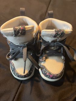 Nike Air Jordan Sneakers(Toddler Sz 6c)