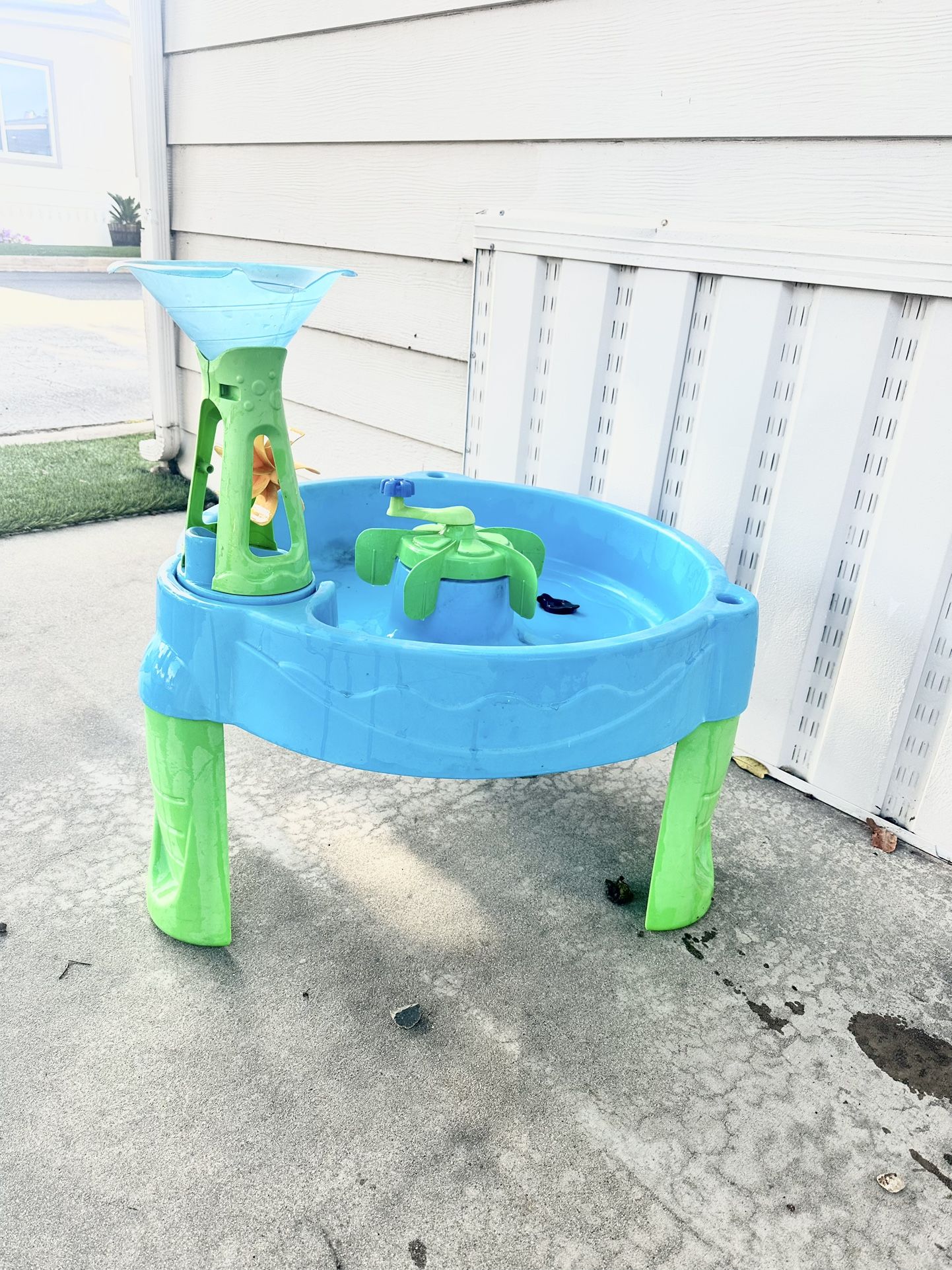 Water Table Kids 