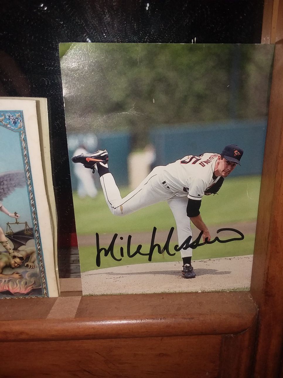 Mike mussina autographed picture