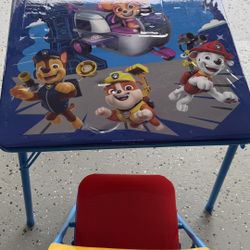 Study Paw patrol Table With 2 Chairs