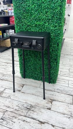 Mane tame barber travel case