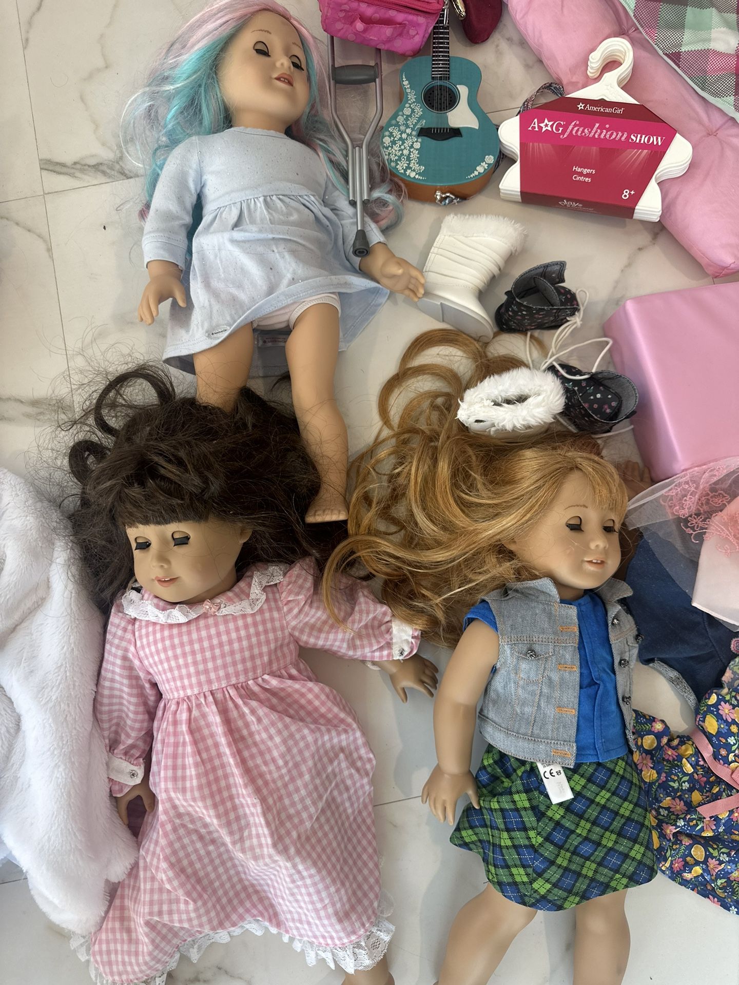 American Girl Doll Set Dolls Tons Of Accessories!!!