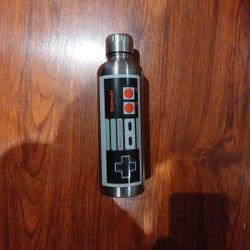 Nintendo Bottle 