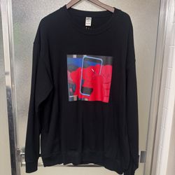 Men’s Uniqlo And Kaws Sweatshirt Lightly Used Xl